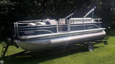 Columbus 1965 Sabrecraft Impalla 17 Runabout Boat with Convertible Hard Top. . Used pontoons on craigslist